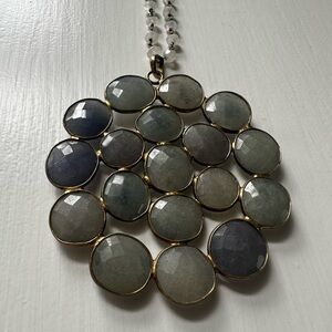 Elegant Gold and Gray Pendant Necklace